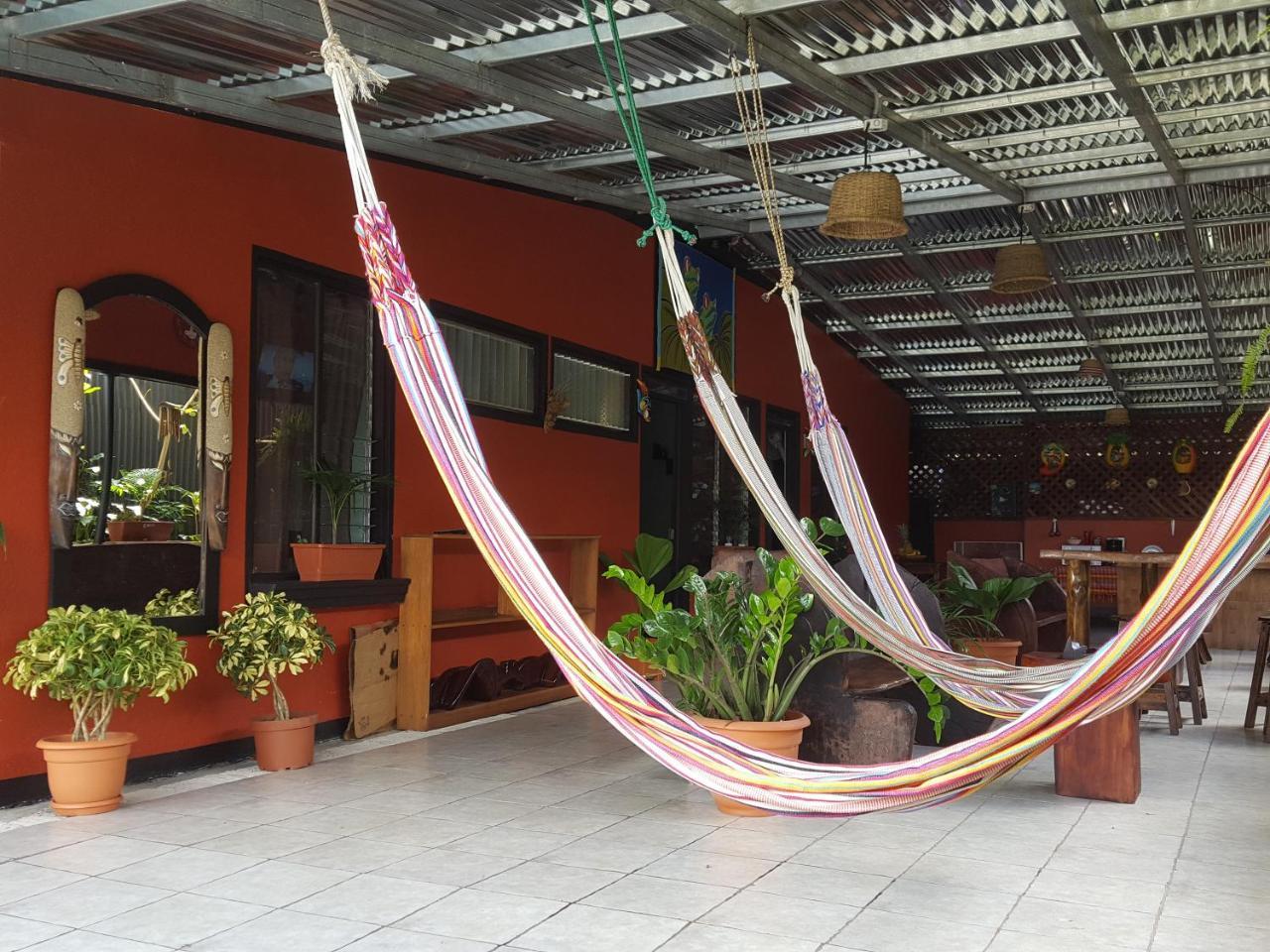 Red Frog Hotel La Fortuna Exterior photo