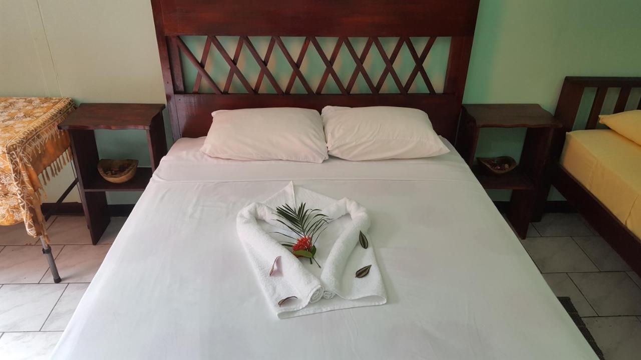Red Frog Hotel La Fortuna Exterior photo