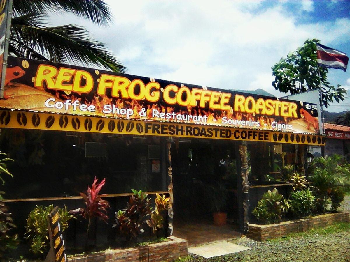 Red Frog Hotel La Fortuna Exterior photo