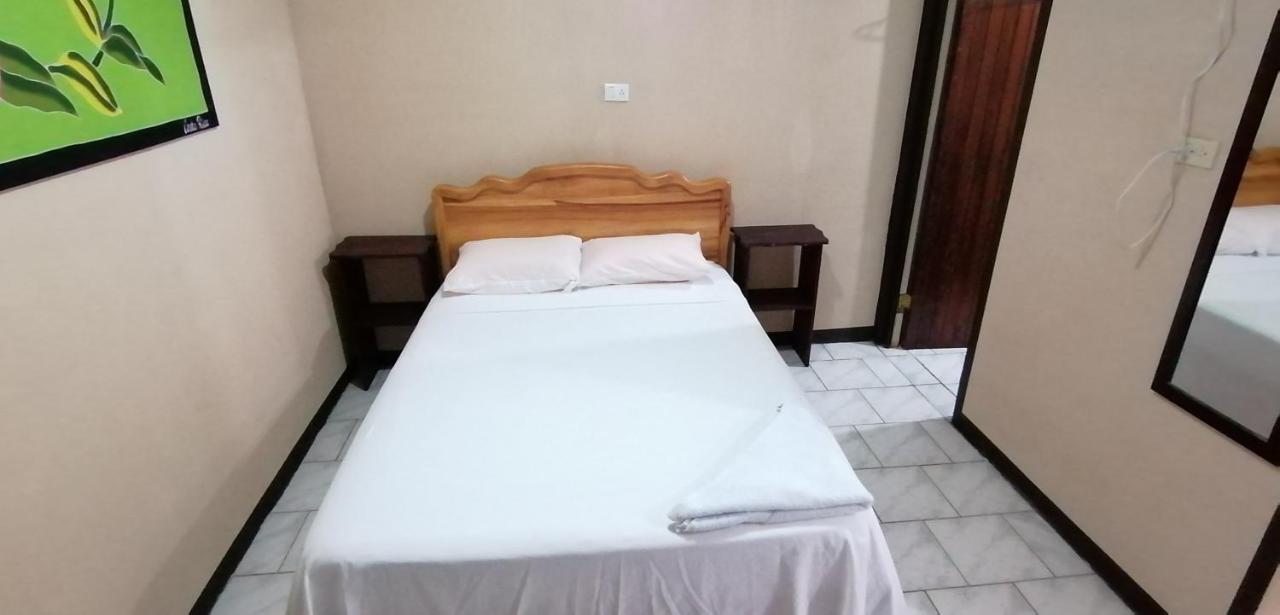 Red Frog Hotel La Fortuna Exterior photo